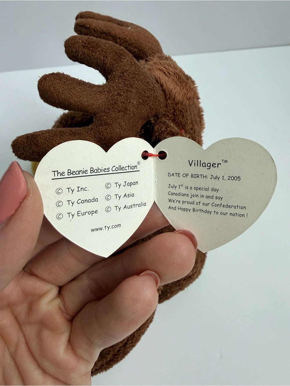 Ty Beanie Baby “Villager” Moose Canada Day Exclusive 2005 - Picture 2 of 5